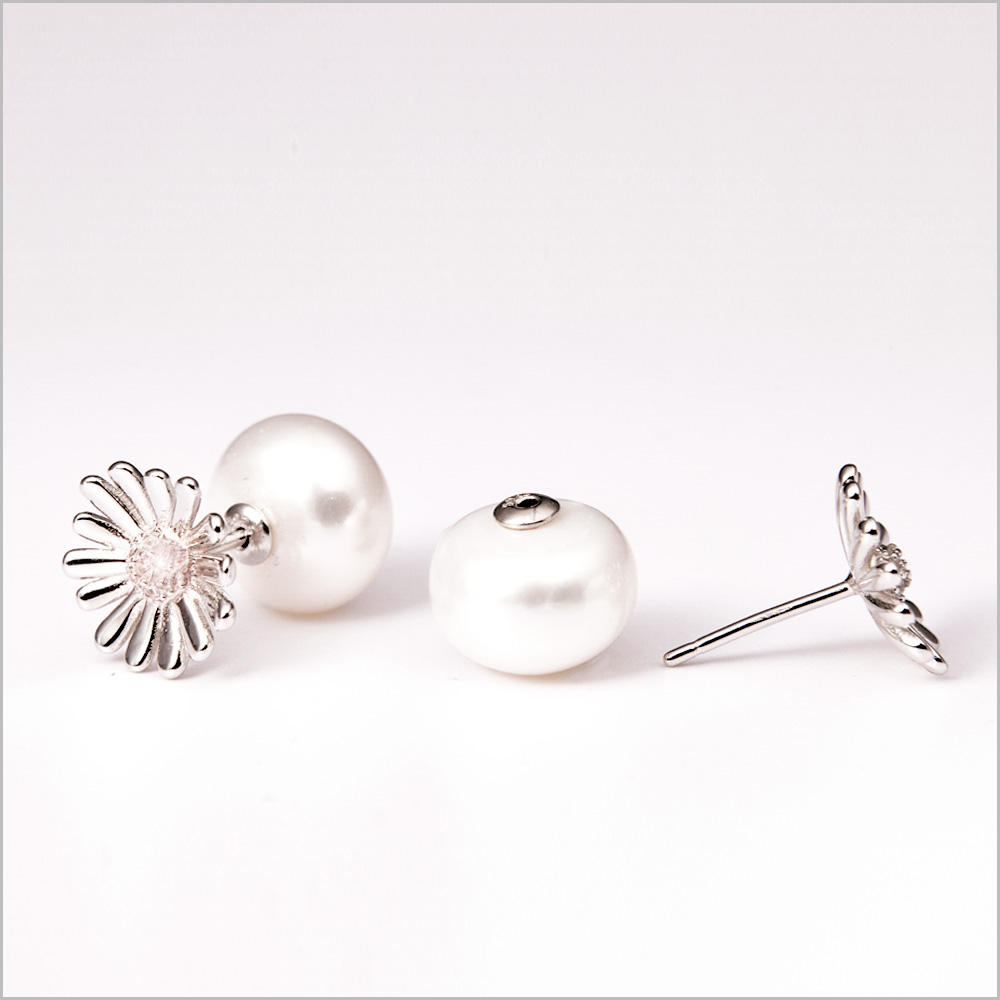 Portekizce ekspres İltifat Orecchini a lobo Margherita con zirconi in argento 925 e perle di fiume. (1.coppia) | Sara Jewelry Portekizce ekspres İltifat Orecchini a lobo Margherita con zirconi in argento 925 e perle di fiume. (1.coppia) | Sara Jewelry